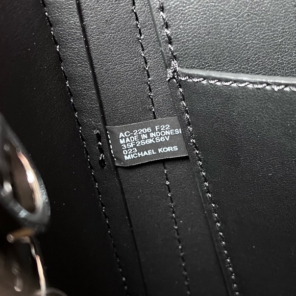 Michael Kors 3 pcs. set🌼 - Picture 13 of 16